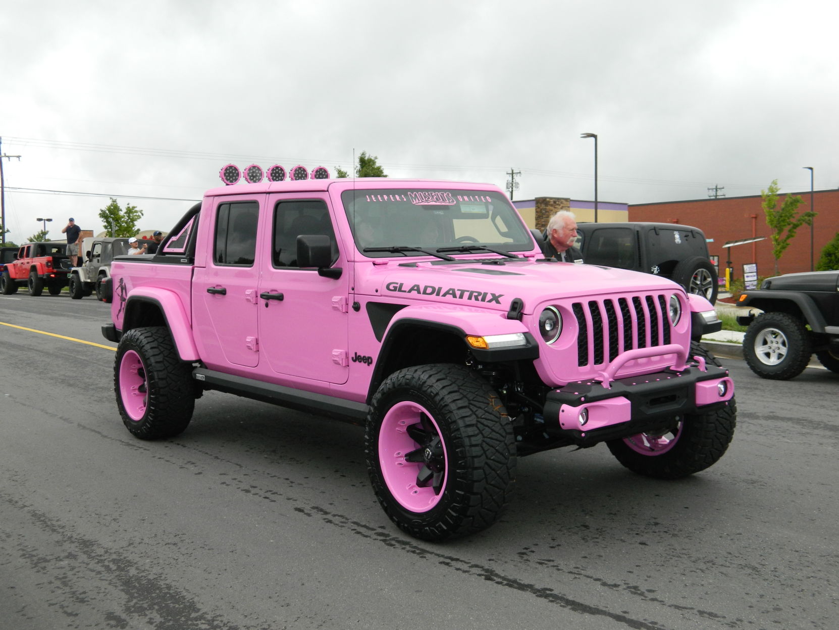 Troutman Jeep parade (2).JPG